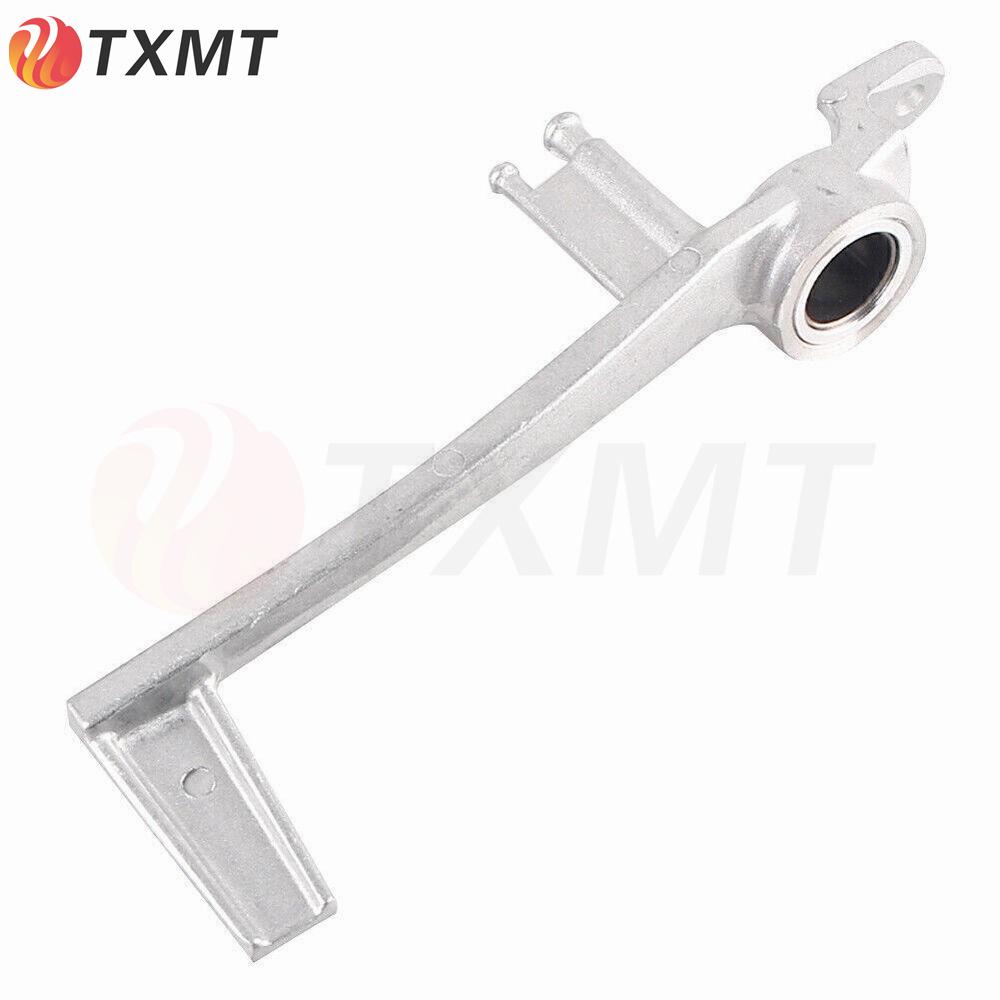 Suzuki GSXR1000 K3/K4 03-04 Front Footrest & Rear Triangle Bracket Assembly