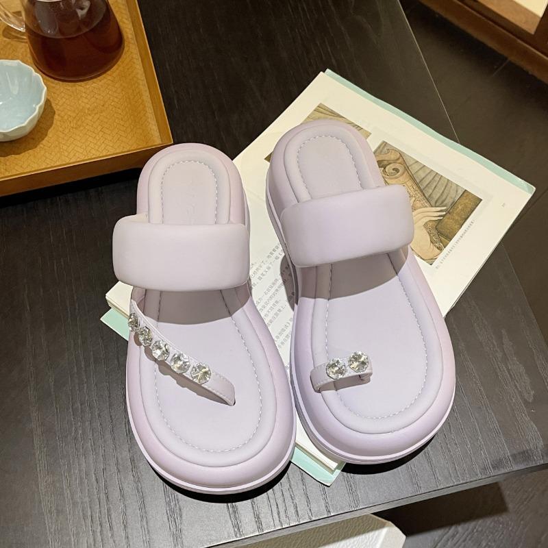 

New thick-bottomed rhinestone pinch cold slippers women s summer wear fashionable and comfortable lightweight toe flip-flops 40 лавандовый