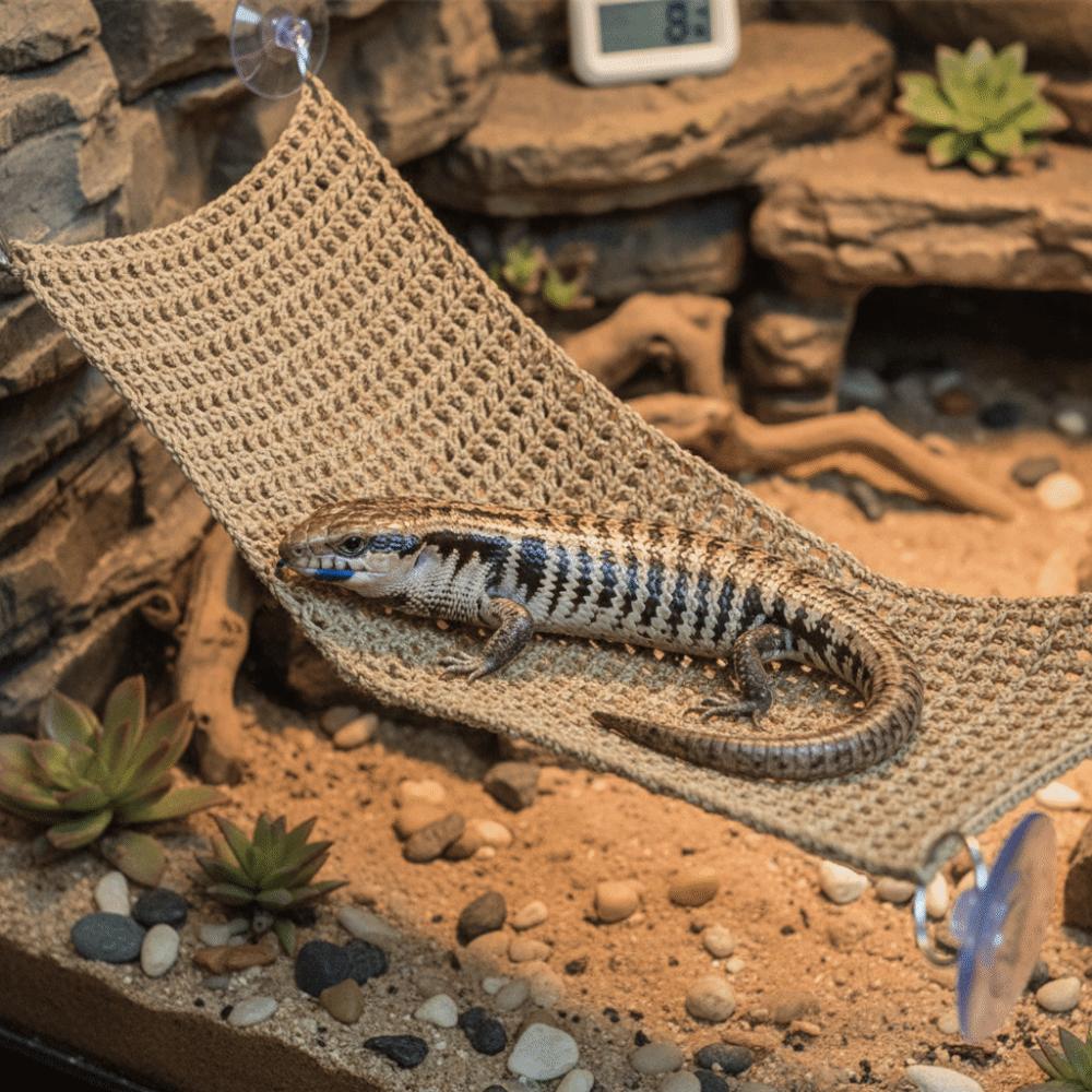 Suction Cup Lizard Hammock Breathable Mesh Reptile Mesh Hammock Pet Climbing Net  Reptile Play