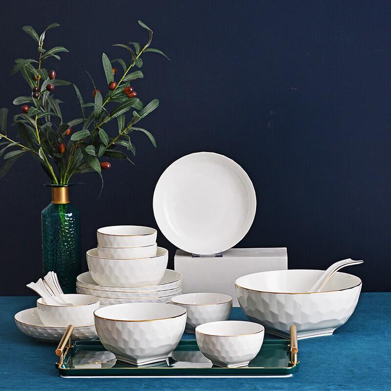 Tang Hui Water Cube Ceramic Dinnerware Set