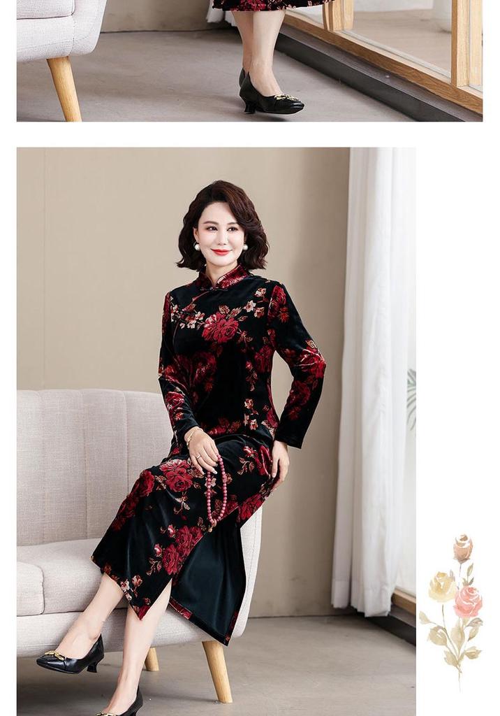 Elegant Golden Velvet Qipao Dress for Middle-Aged and Elderly Women - Waist-Cinching, Mid-Length, Perfect for Spring and Autumn