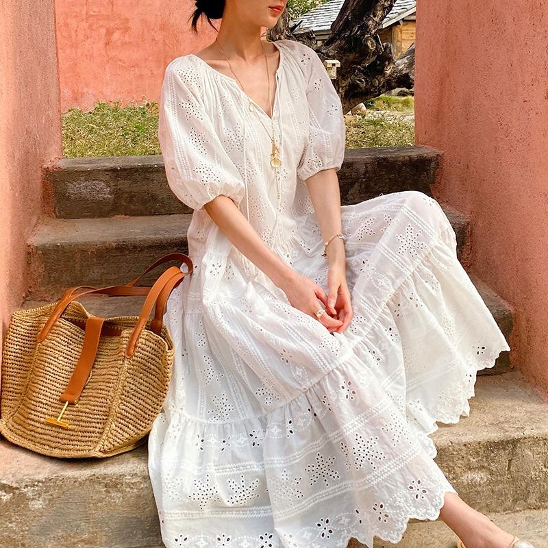 Spring and summer new white dress women's short-sleeved southern French holiday dress hollow beach dress long dress women's clothing