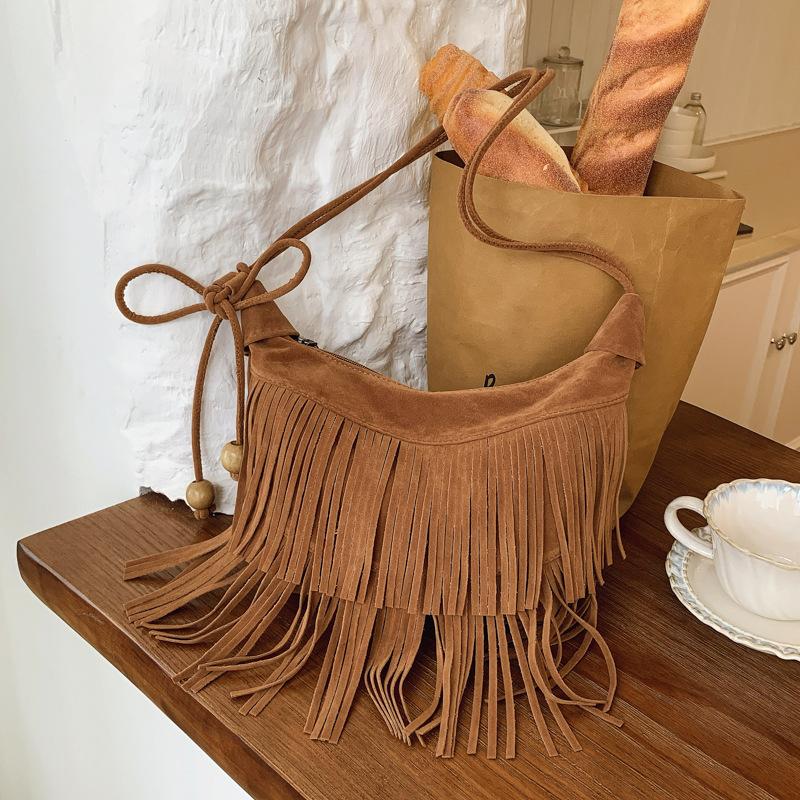 New fashion fringed bag retro women's bucket bag texture commuting shoulder women's bag armpit bag