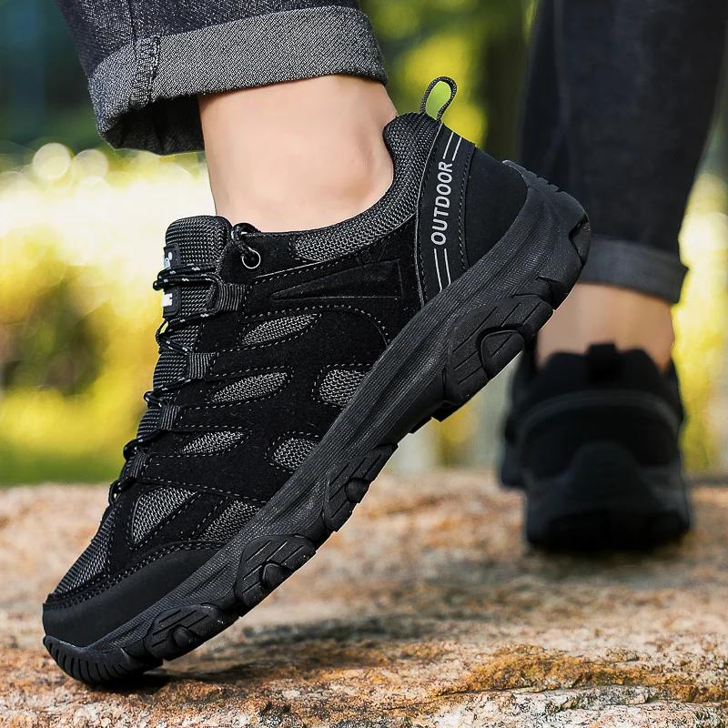 Fashion Outdoor Hiking Shoes Lightweight Couple Style Breathable Comfortable High-Quality 2025 New Summer Hollow Breathable Mesh Shoes