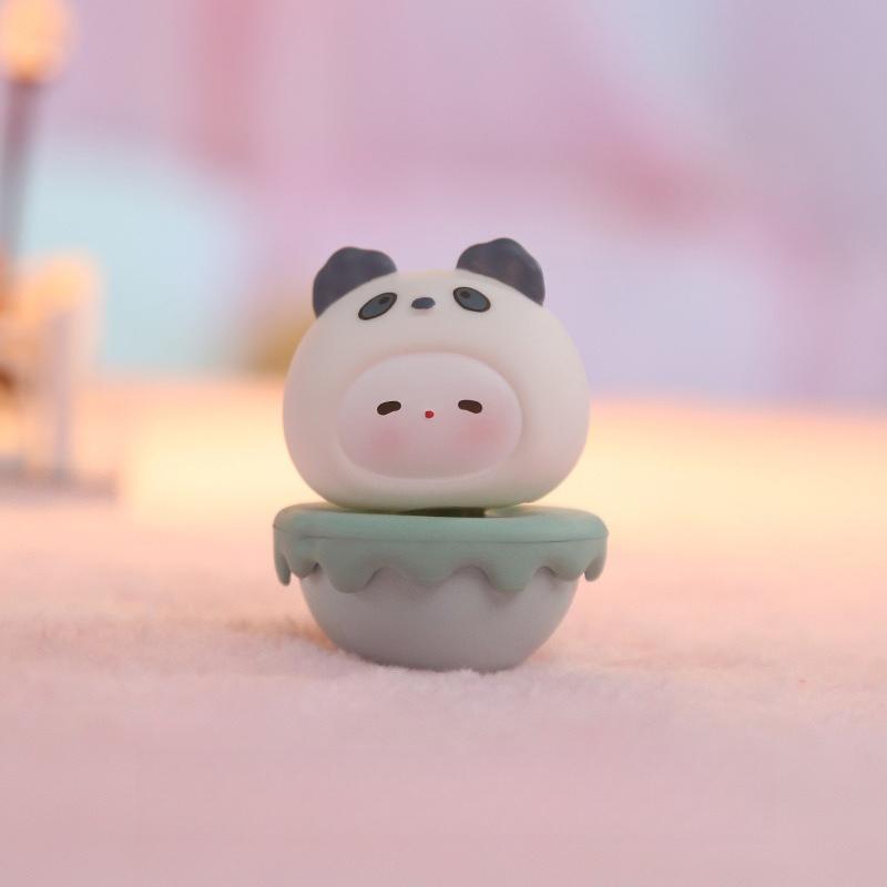 1pcs Cute Pet Tumbler Resin Pendant Cute Desktop Girl Decompression Office Decoration Doll Pendant