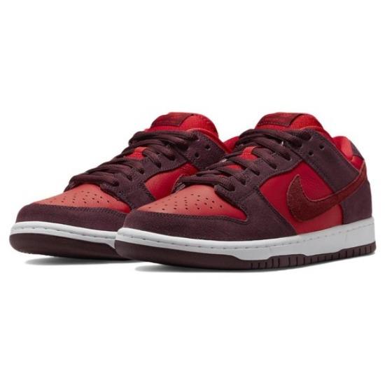 

Nike SB Dunk Low Cherry 2022 DM0807-600 EU 36.5 червоний