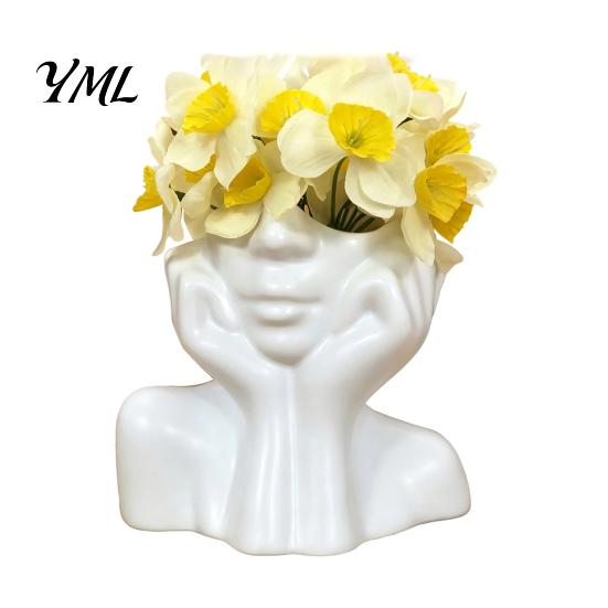 Minimalist Brush Storage Container Abstract Face Vase, Artistic Female Pen Holder, Makeup Vase Modern Decorative Centerpiece for Living Room