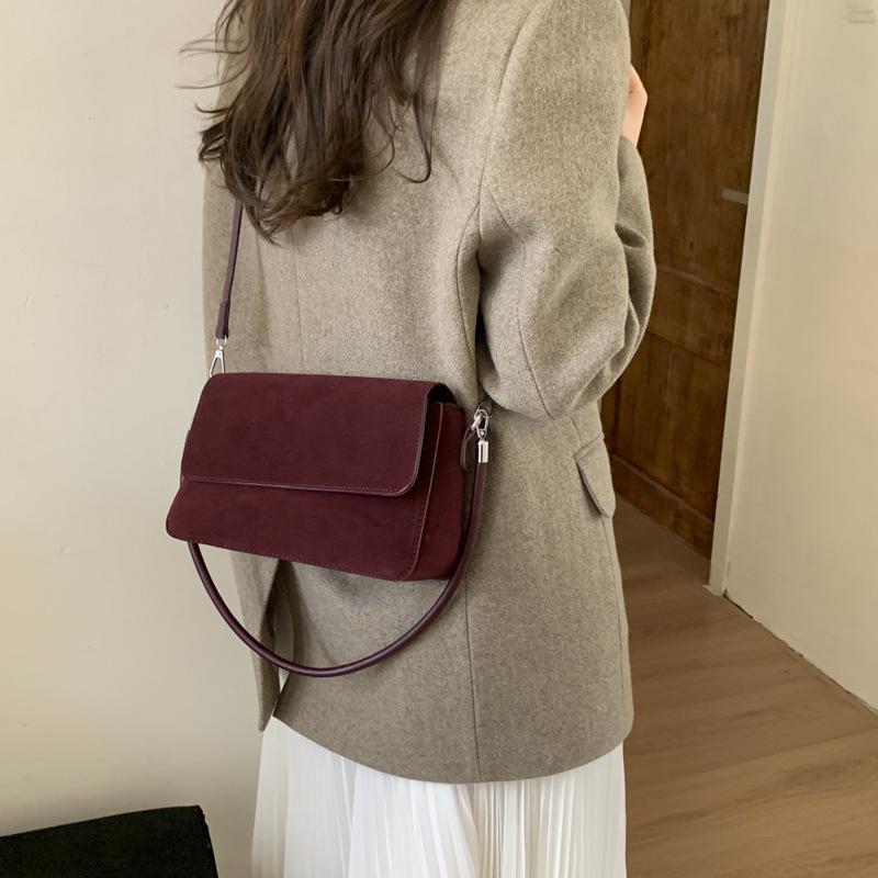 Suede bag women's large capacity 2025 new autumn and winter versatile messenger bag single shoulder underarm commuter small square bag