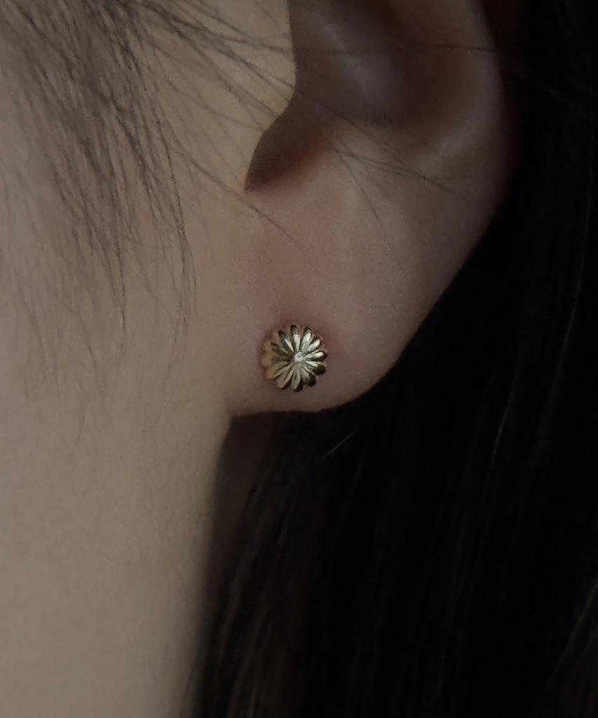 Faye 14K Daisy Earrings