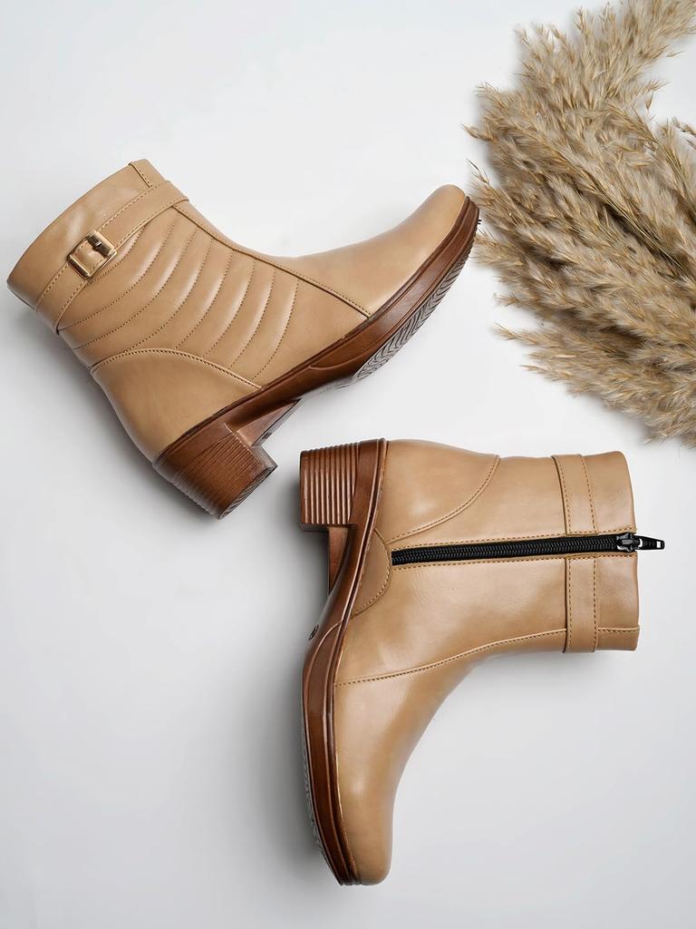 Shoetopia Damen Chunky Heel Kurze Stiefeletten mit rutschfester Sohle, Bequeme Trendige Knöchelboots | Weiche Gepolsterte Sohle | Lässig, Party & Winter