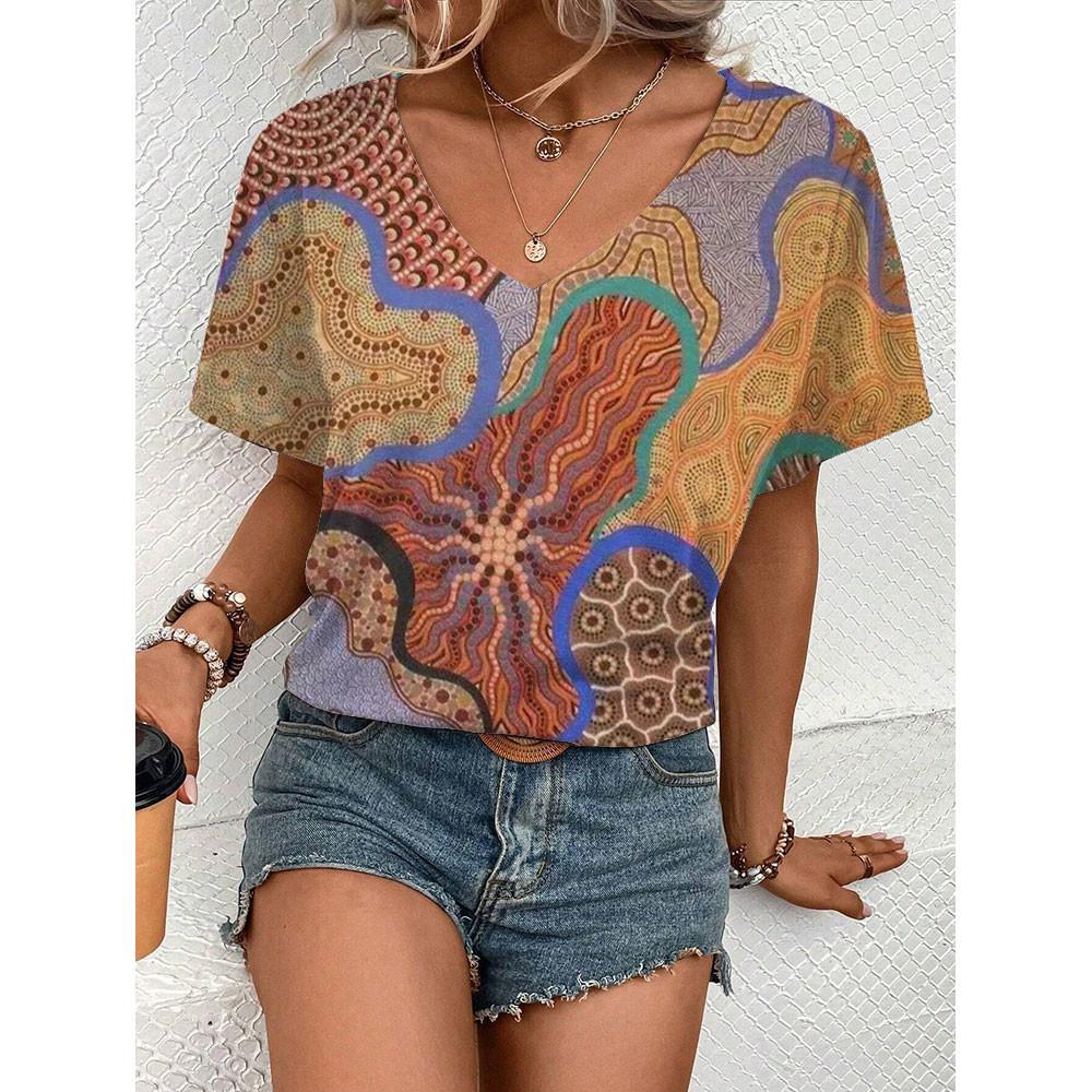 Fashionable And Simple  Summer Oversized Comfortable T-shirt Design Inspired Geometric Pattern Printed Women's V-neck Top