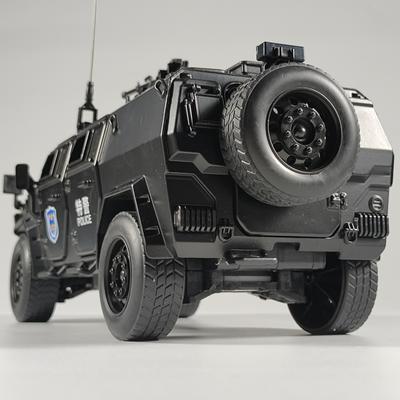 1:18 Dongfeng M-Terrain SWAT Off-road Toy Alloy Diecast Model Sound And Light Toy Large Vehicle Ornament Present For Kid Boy Toy