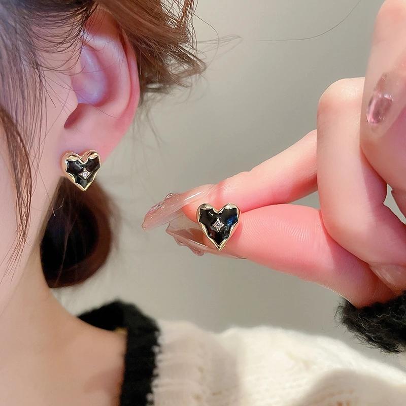 Luxury Shiny Zircon Black Love Heart Stud Earrings For Women Fashion Wedding Party Jewelry  Girls Gifts
