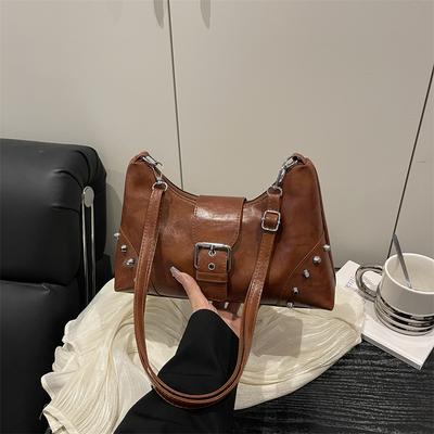 Spice Girl Rivet Tote Bag Women's New Retro Underarm Bag Large Capacity Handbag One Shoulder Crossbody Bag Versatile