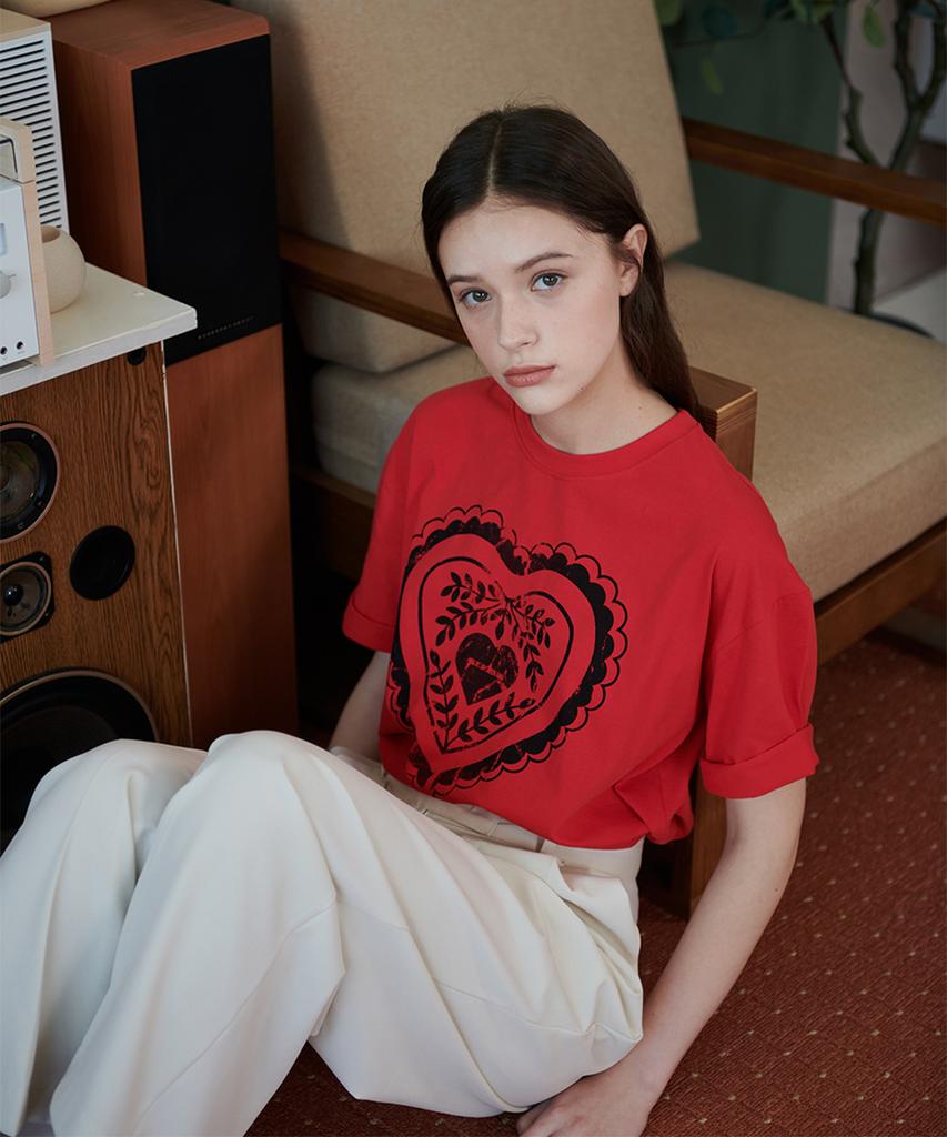Eoboneoseu Heart Print T-Shirt [Red]