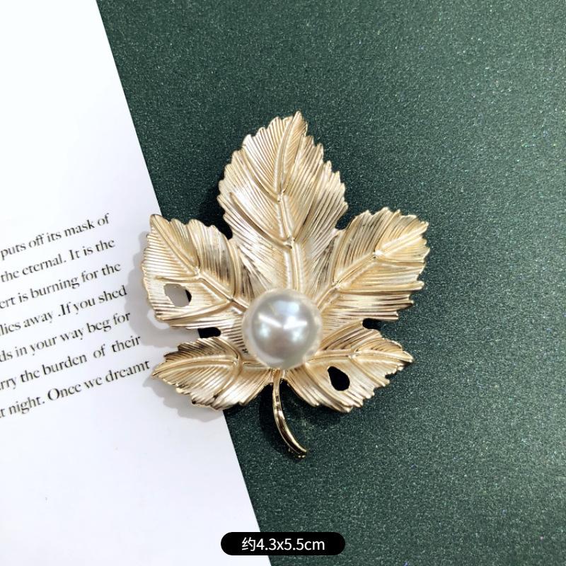 

Винтажная барочная вестерн антикварная брошь матовый золотой жемчуг корона суд булавка брошь аксессуары женщины