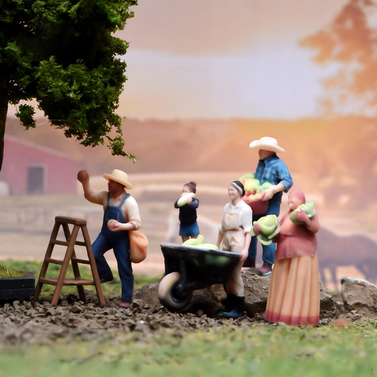 

1:64 Miniature Figures Mini Models The Farm Family Trains Architectural Tiny People