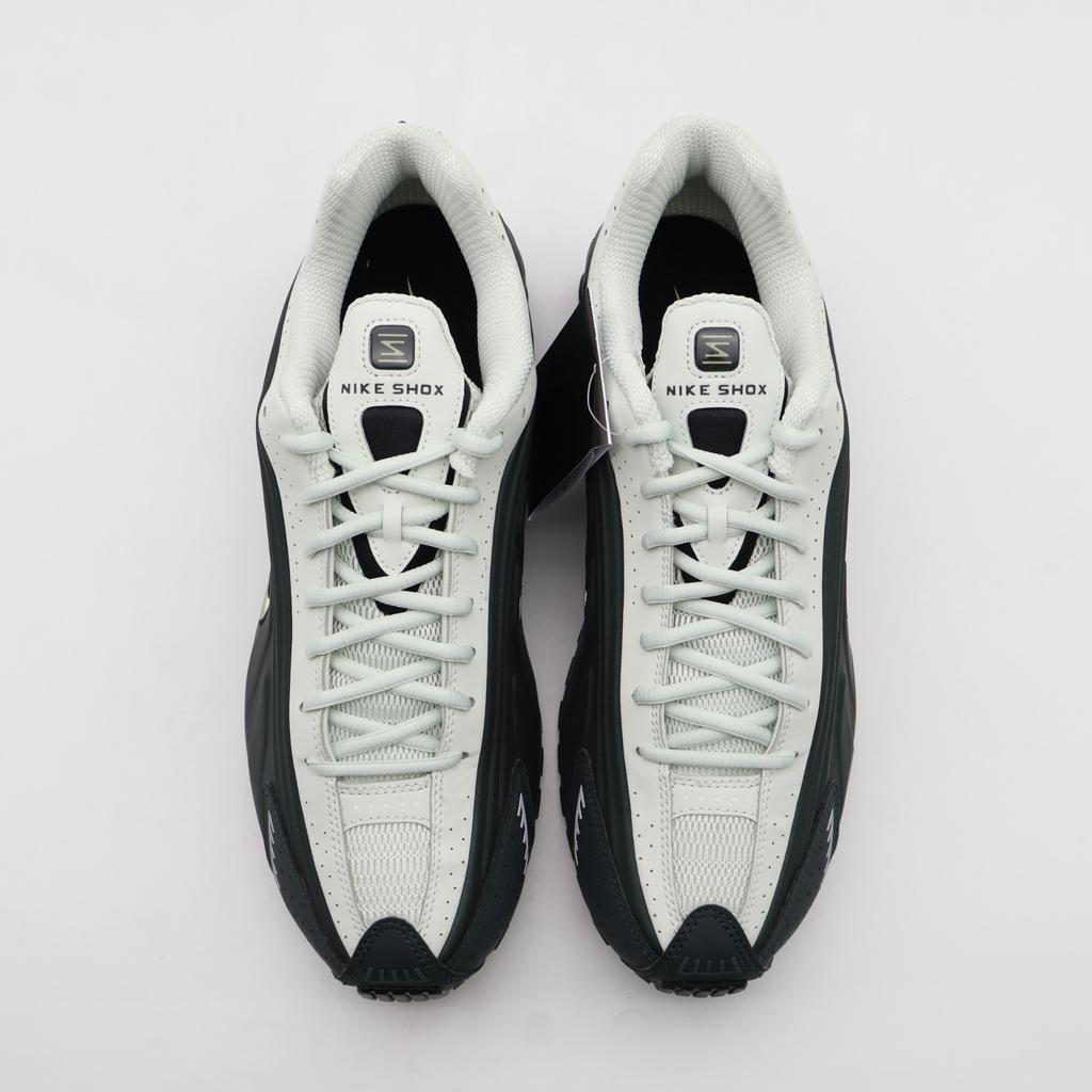 HQ1988-300 Nike Shox R4 Black Spruce Spruce Aura Black Olive Aura (Men's)