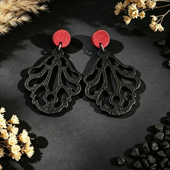 Retro Black Leaf and Red Round Wooden Dangle Earrings - Minimalist Hollow Flower Design