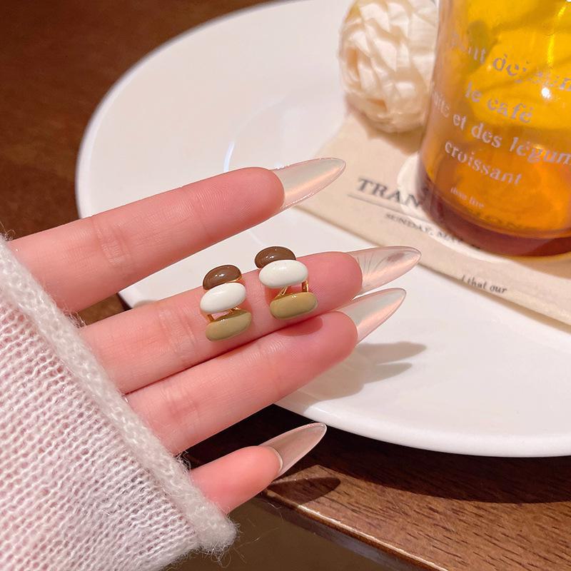 

Серьги-бобы в стиле ретро с капельной глазурью в Гонконге для женщин — уникальный дизайн, универсальность и стиль A1980 золотой