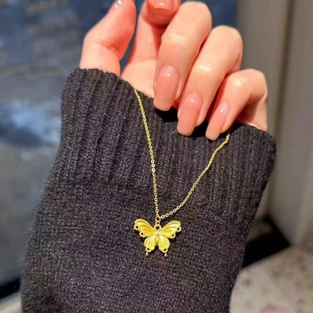 

Elegant Gold Butterfly Filigree Chain Necklace for Women - High-End Fashion Statement