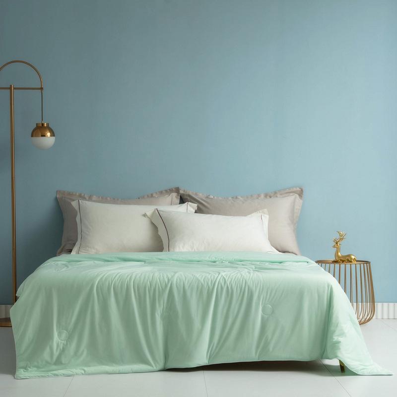 Class A Cool Summer Ice Cream Quilt: Lightweight, Machine Washable Air Conditioning Blanket