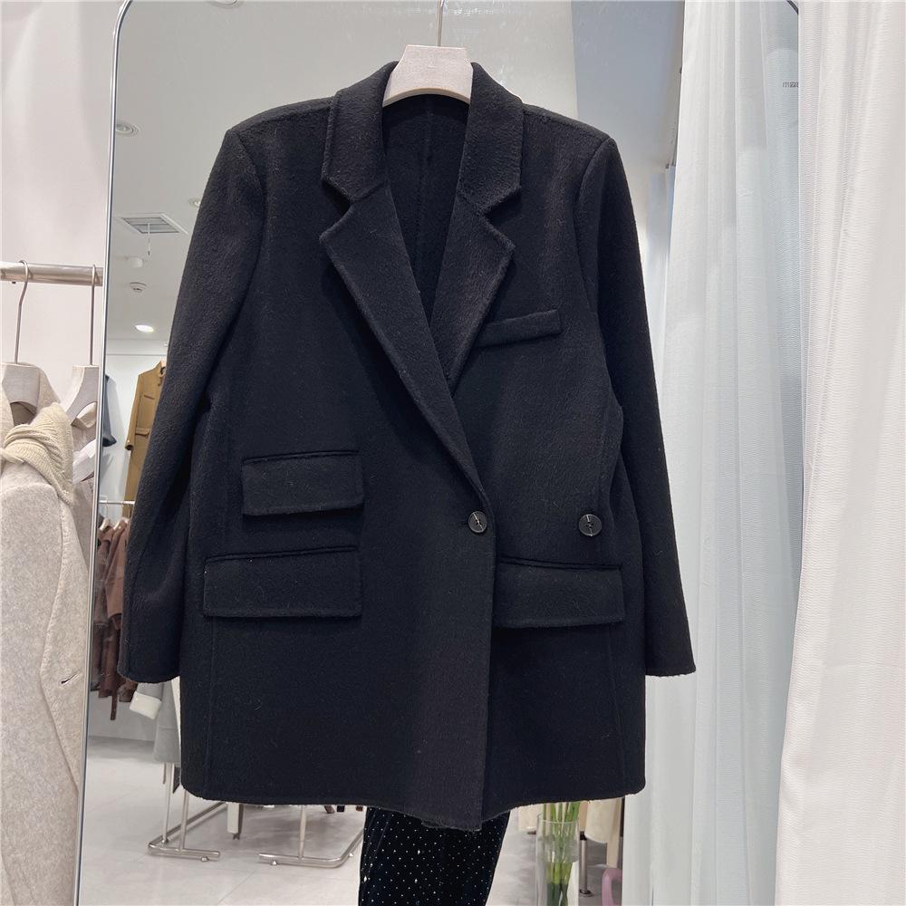 Elegante Cappotto Corto Bicolore in Cashmere Grigio - Stile Suit di Nicchia Autunno 2024 Donna