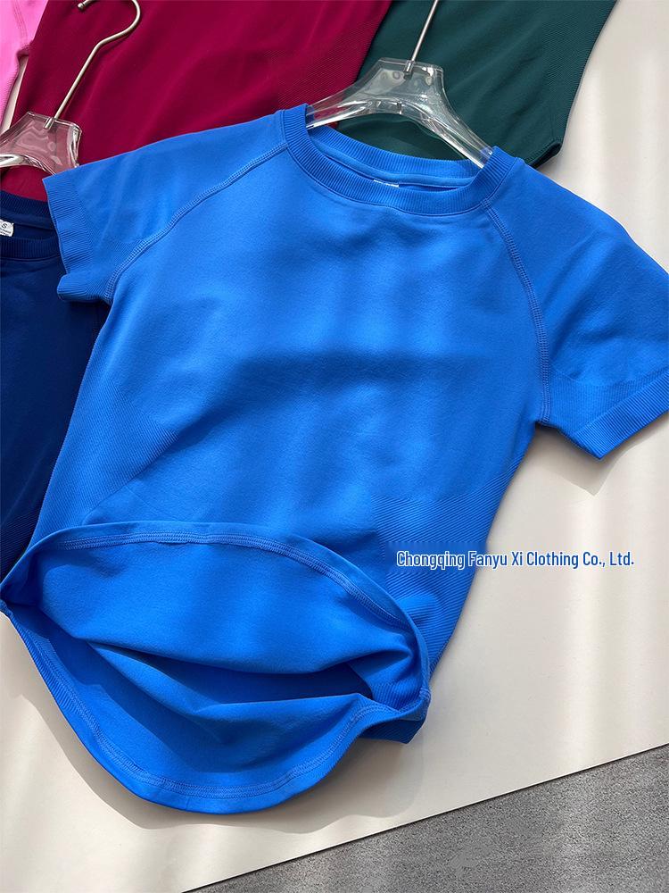 DFYNE Damen nahtloses hoch elastisches feuchtigkeitsableitendes kurzärmeliges Sport-T-Shirt