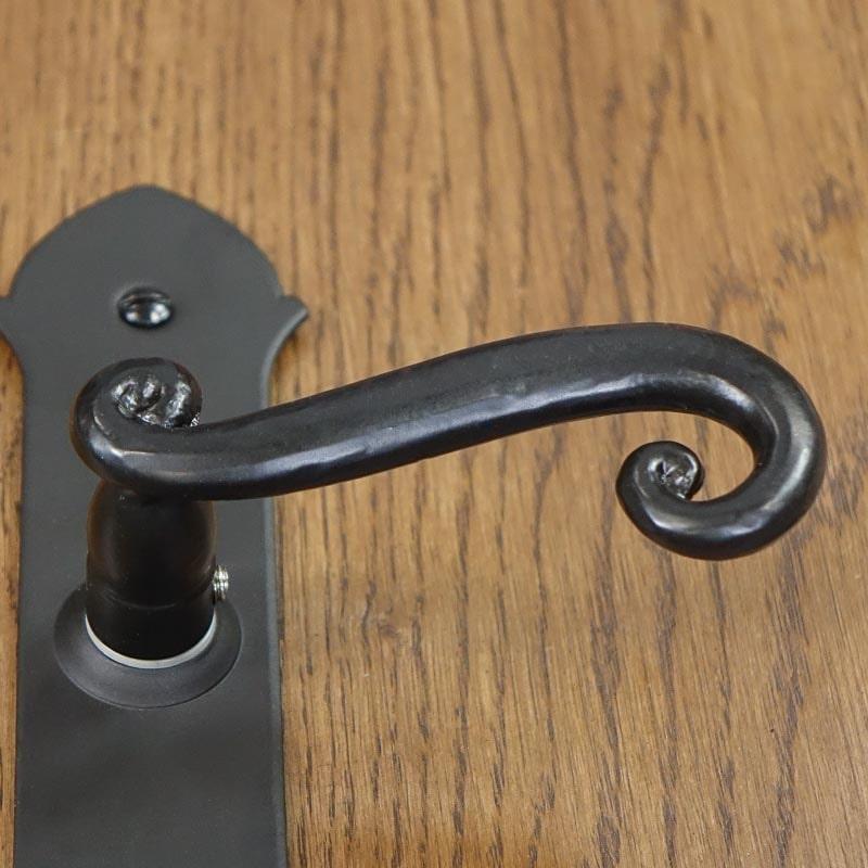 MALTA door handle with plate without hole BLACK