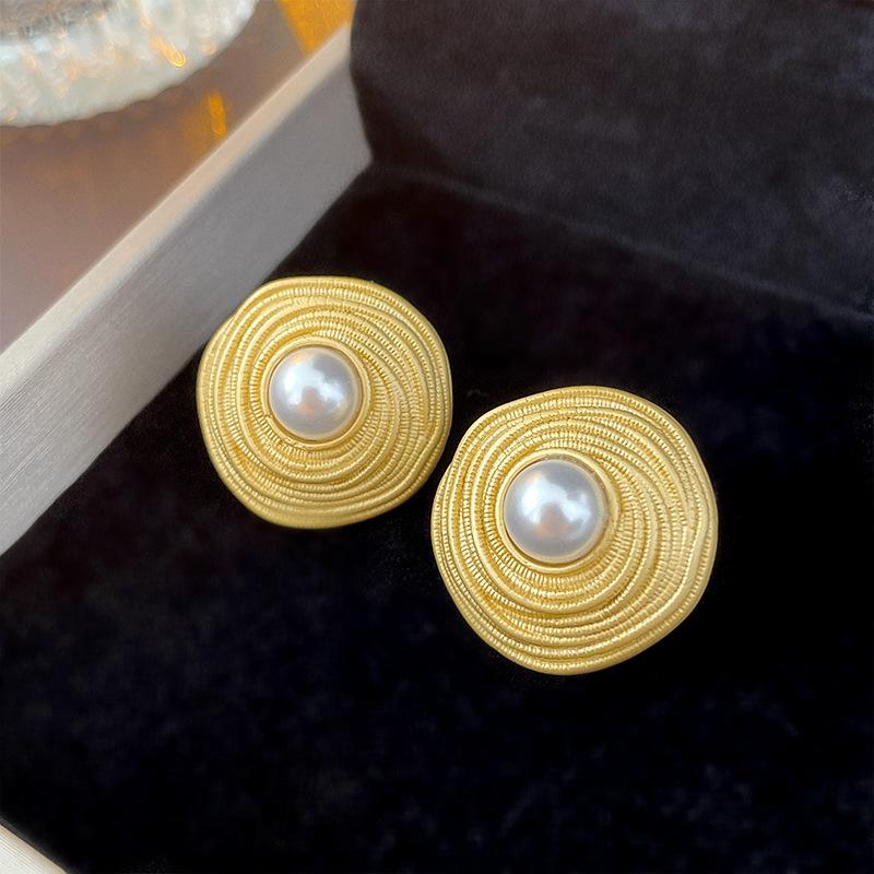 Punk Warp Round Big Ball Metal Stud Earrings For Women Classic Vintage Gold Color Pierced Earrings Steampunk Jewelry