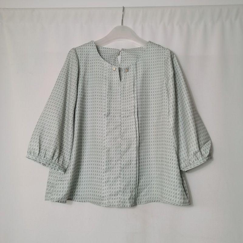 Export Japanese Original Order Round Neck 3/4 Sleeves Pullover Shirt Female Brass Buckle Basic Bottoming Shirt Classic Style Professional
