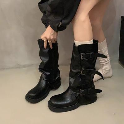 Nuovo stile da donna, vendita calda, tacchi alti al ginocchio, tacchi bassi, tendenza punk, goth, rock, in pelle, alla moda, stivali da moto.