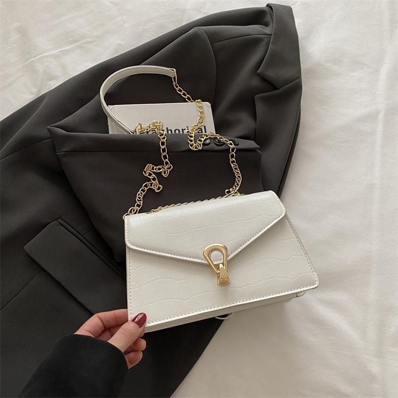 

Высококачественная маленькая квадратная сумка с бриллиантовой цепочкой, женская, новинка 2025 года, сумка-мессенджер Xiaoxiangfeng, подарок на день рождения для девочек