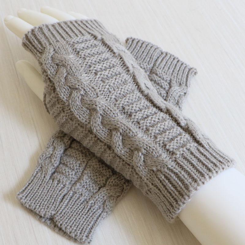 Short Fried Dough Twists Fashion Gloves, Autumn And Winter Men'S And Women'S Knitting Wool Gloves, Exposed Half Finger Warm Wrist Protectors