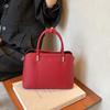 Luxury Red Bride Wedding Handbag  New Women's Large Capacity Versatile Underarm Bag Temperament Elegant Single Shoulder Bag