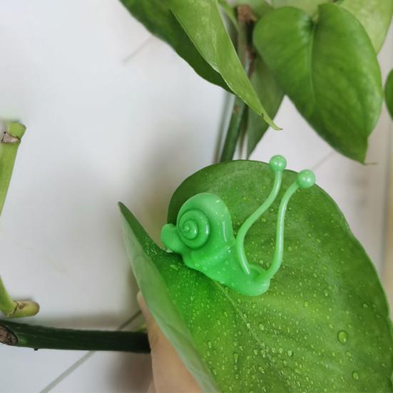 20Pcs/Set Climbing Plant Clip Self-adhesive Non Marking Butterfly Plant Climbing Wall Fixture Clips