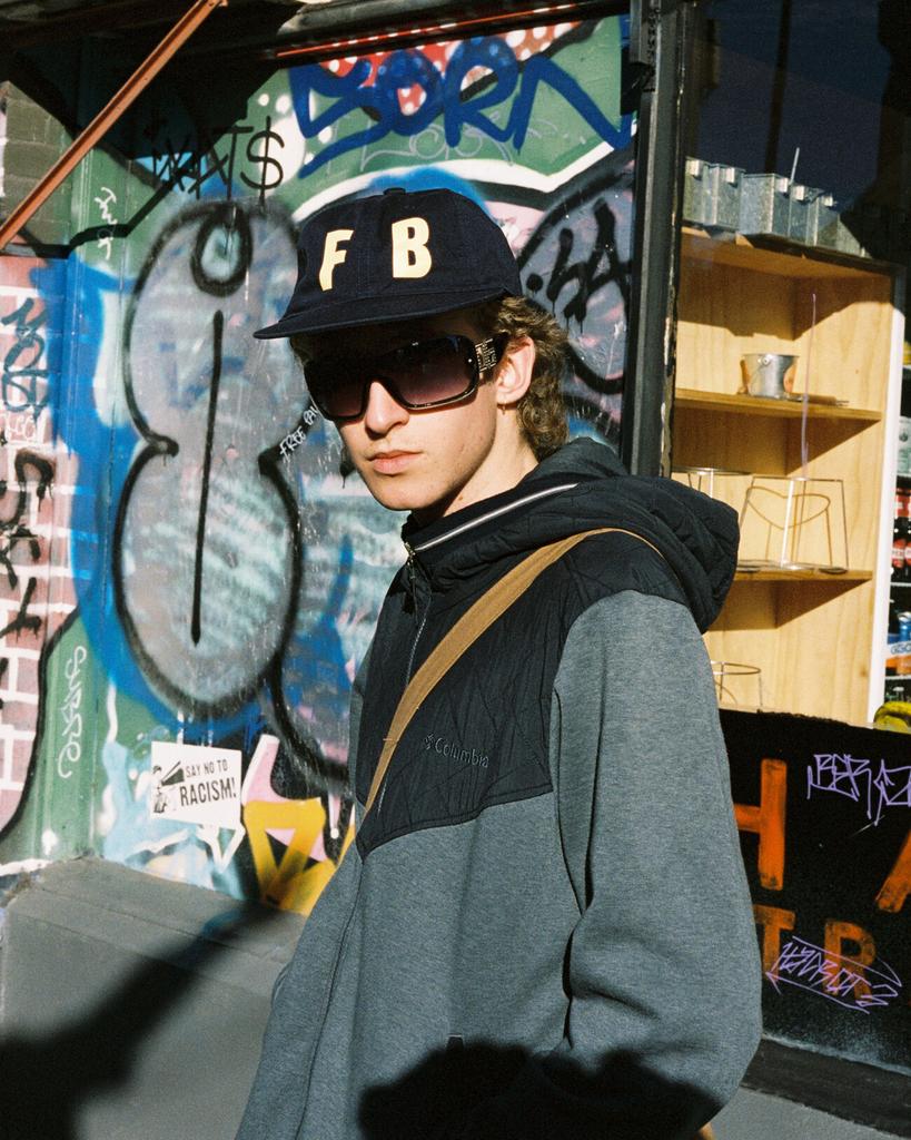 Paeseuteuboisenchuli Panel Pt Cap Navy