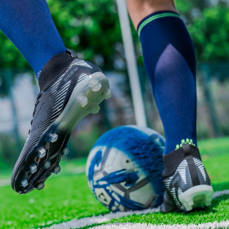 35-46 Men's High-top Football Shoes Long Spikes Sports Football Boots Large Size Kid's Football Boots
