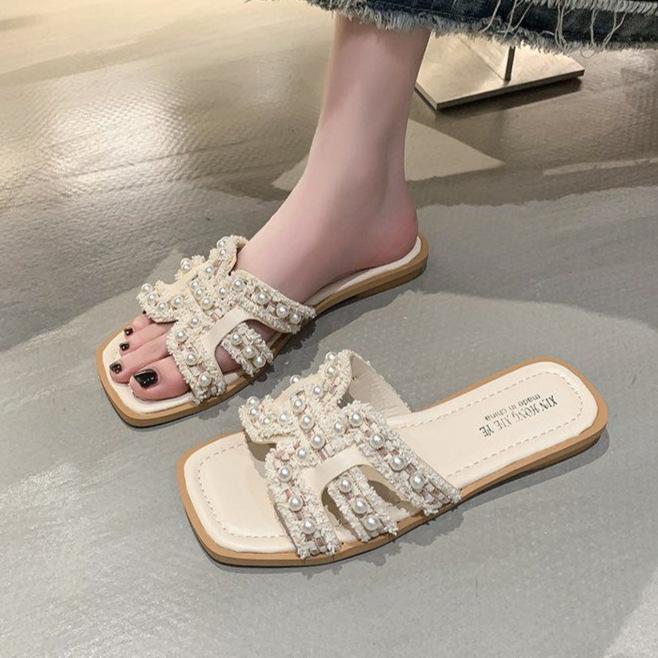 French Beautiful Flat-bottomed Cool Slippers Women's Summer Wear 2025 New Fairy Style with Skirt Seaside Beach Sandals