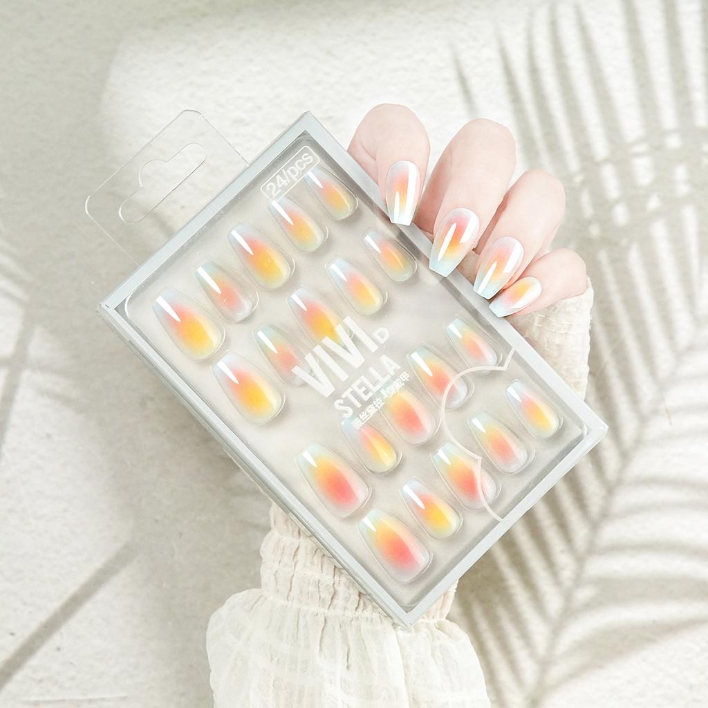 24 Finished Nail Pieces Wear Nail Pieces High-end Summer Fake Nails French Smudge Short Ladder Short Square