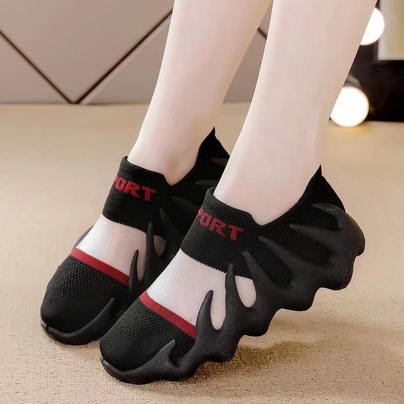 

Training fitness shoes women skipping rope platform treadmill shoes yoga indoor special soft sole lightweight shock absorption sports shoes women 35 чорний