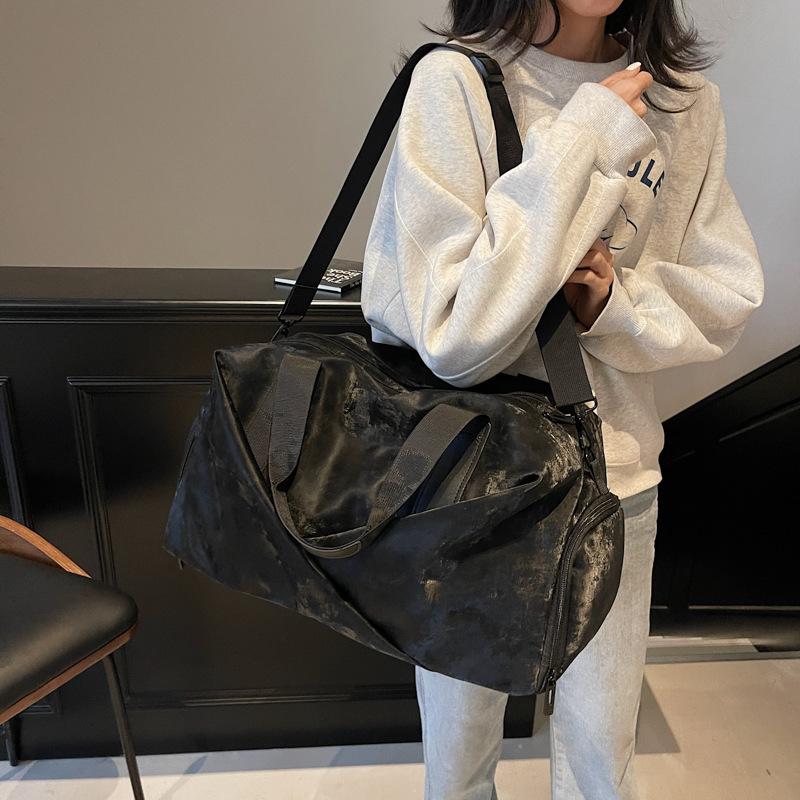 Women's Korean-style Dry and Wet Sports Fitness Bag with Shoes and Dark Pattern Handbag