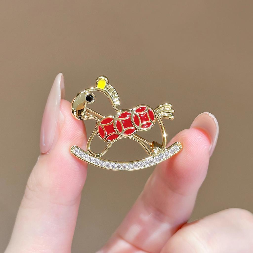 A New High-end Women's Crystal Pony Brooch with A Light Luxury and Niche Design for The Year of The Horse Zodiac Brooch