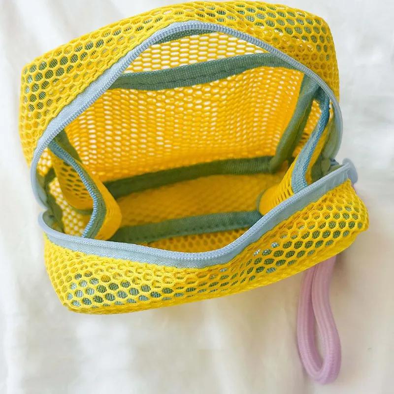 Large Capacity Dopamine Mesh Storage Bag Cosmetic Storage Tofu Bag Portable Travel Grooming Bag YLE413