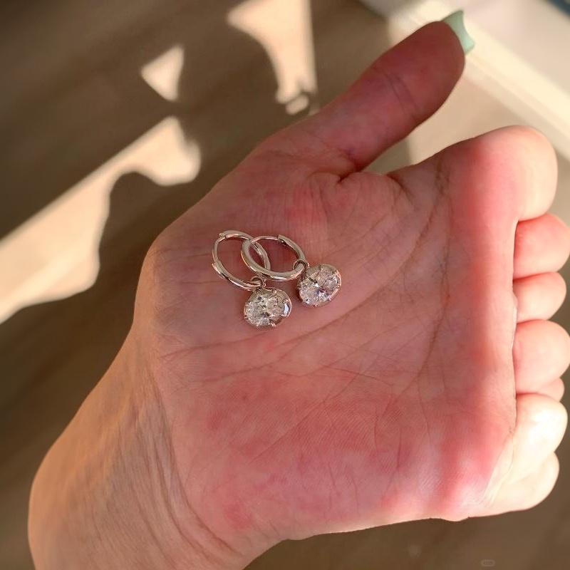 Čerstvé Elegantní Jednoduché Náušnice Visací High-End Módní Oválné Diamantové Náušnice Pro Ženy Vhodné Pro Denní Nošení Šperky Dárky