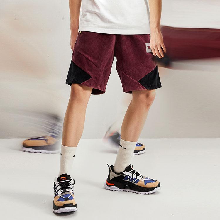 Li Ning Wade Series Pantalon de Sport Coupe Ample Coupe Tridimensionnelle Homme Bas Truffe-Rouge AKSR103-2