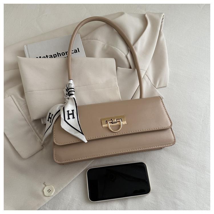

Bag Korean niche baguette casual armpit bag popular lock shoulder bag trendy design fashionable women s bag хакі