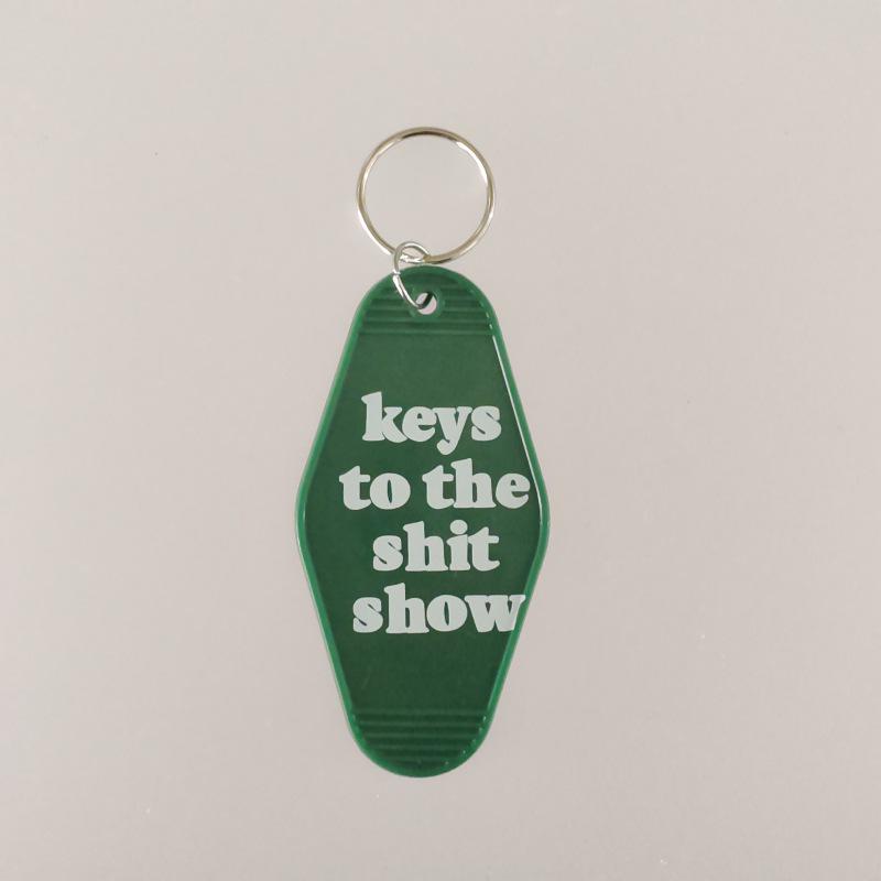 Vintage Acrylic Motel Room Keychain: Retro & Durable Design