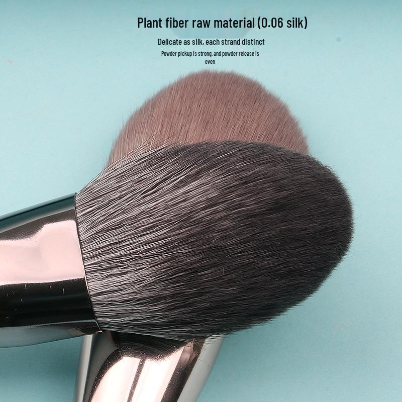 

Cangzhou Extra Large Wooden Handle Tongue-Shaped Powder Brush with Soft Bristles