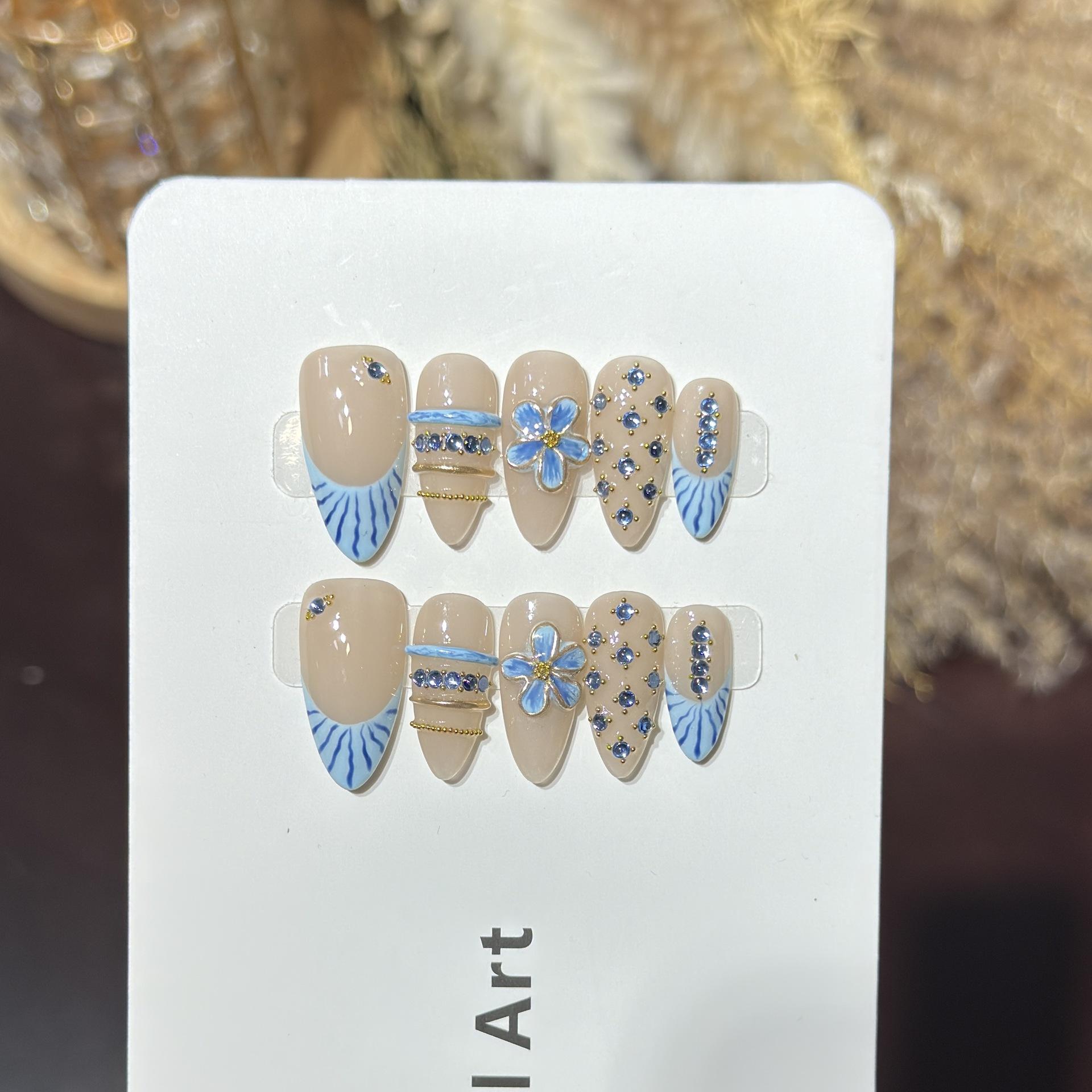 Handmade Press On Nail French Hand-painted Blue And White Porcelain 3D Carved Flowers Diamond Medium Almond Fake Nail Patch Artificial Nail Reusable XS